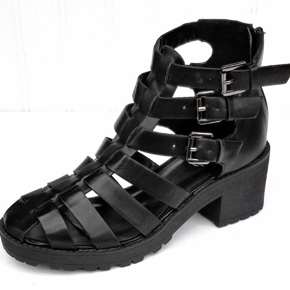 BRAND NEW IN BOX, BLACK WOVEN CAGED GLADIATOR ANKLE SHOES/BOOTS - Picture 3 of 5